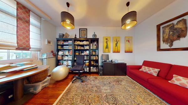 Bordeaux – Chartrons | Élégante maison en pierre avec jardin et piscine