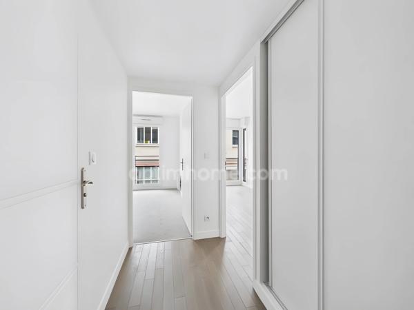 Appartement à vendre 2 pièces SURESNES (92)