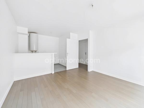 Appartement à vendre 2 pièces SURESNES (92)