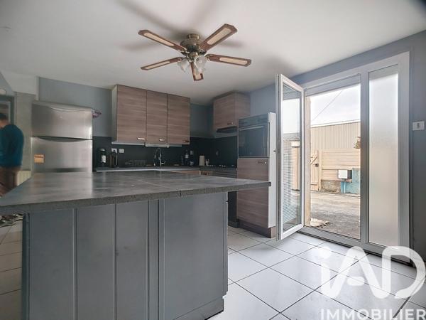 Maison à vendre 6 pièces 106 m² Tournon-sur-Rhône