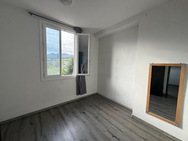 Appartement Cognin 1 pièce(s) 25.54 m2