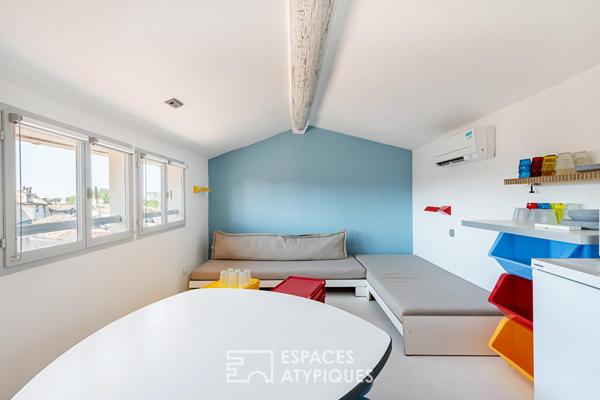 Duplex lumineux sur les toits du centre historique