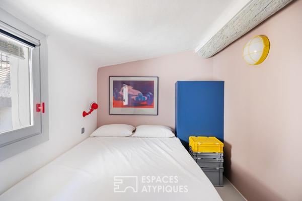 Duplex lumineux sur les toits du centre historique