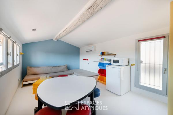 Duplex lumineux sur les toits du centre historique