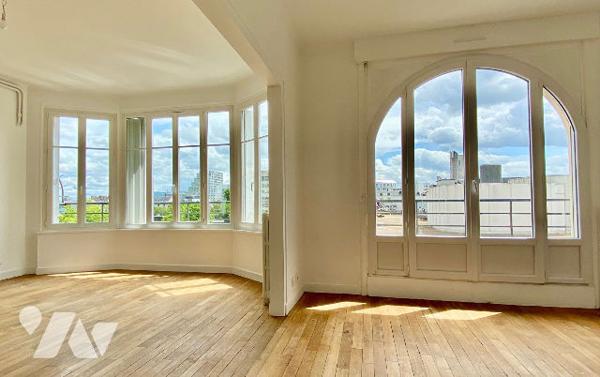 RENNES - Champ de Mars, Grand appartement T2 de 63 m² avec cave