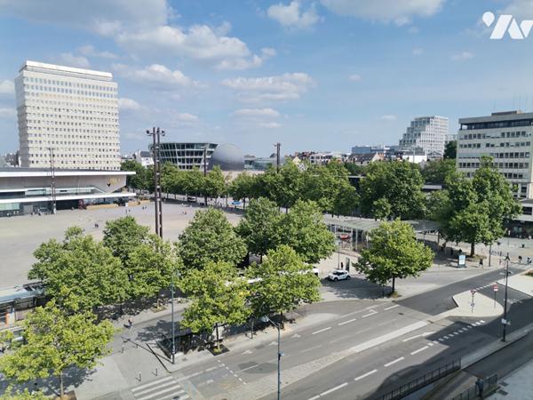 RENNES - Champ de Mars, Grand appartement T2 de 63 m² avec cave