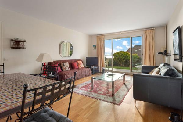 Exclusivité - Trouville-sur-Mer - Appartement vue mer de 60m2 avec jardin
