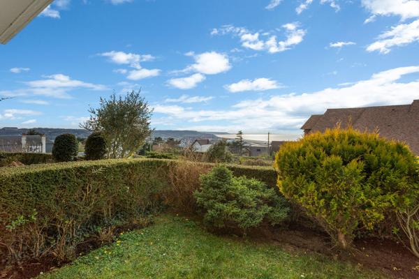 Exclusivité - Trouville-sur-Mer - Appartement vue mer de 60m2 avec jardin