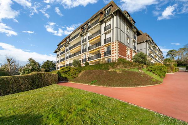Exclusivité - Trouville-sur-Mer - Appartement vue mer de 60m2 avec jardin