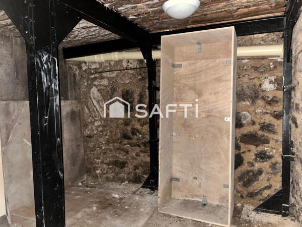 CAVE SPACIEUSE 13,93 m3  ELECTRIFIEE PARIS 18