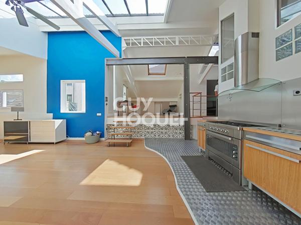 Loft d'exception de 150m² - Quartier calme, proche commerces et transports