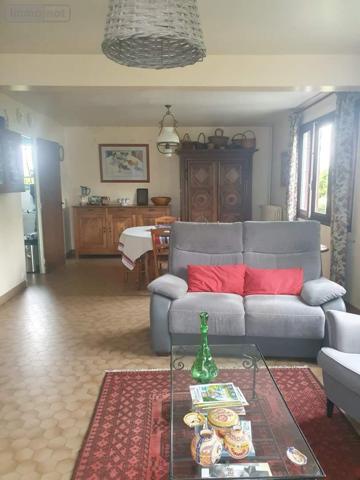 Maison à vendre à Laurenan dans les Côtes-d'Armor (22230), ref : 121/998