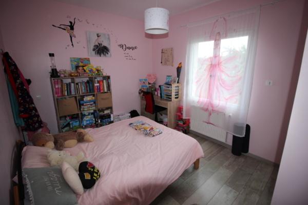 Maison Chatellerault 7 pièce(s) 171.96 m2