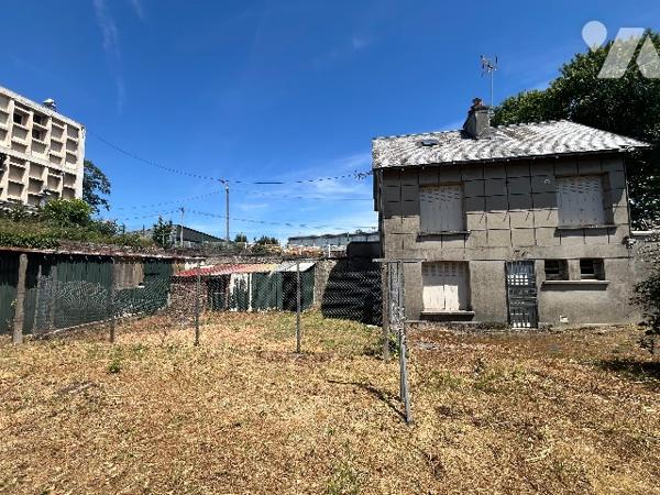 Vente par appel d'offres sous pli cacheté d'une maison située à SAINT-QUENTIN (02100)