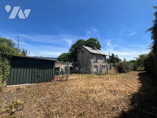 Vente par appel d'offres sous pli cacheté d'une maison située à SAINT-QUENTIN (02100)