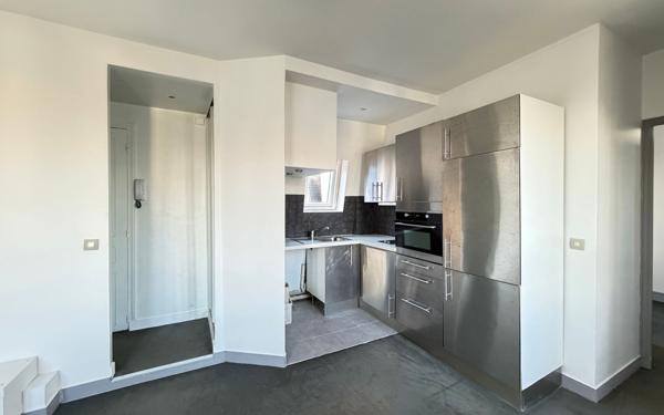 Appartement à vendre    2 pièces • 31,80 m2 Boulogne-Billancourt