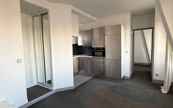 Appartement à vendre    2 pièces • 31,80 m2 Boulogne-Billancourt