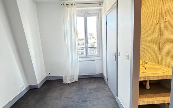Appartement à vendre    2 pièces • 31,80 m2 Boulogne-Billancourt