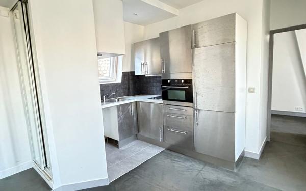 Appartement à vendre    2 pièces • 31,80 m2 Boulogne-Billancourt