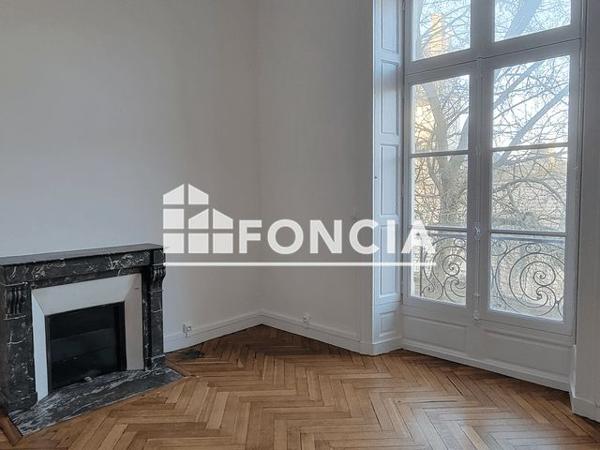 Location Appartement 5 pièces 112.74 m² - 2 RUE DE STRASBOURG Nantes 44000