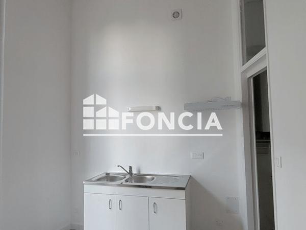 Location Appartement 5 pièces 112.74 m² - 2 RUE DE STRASBOURG Nantes 44000