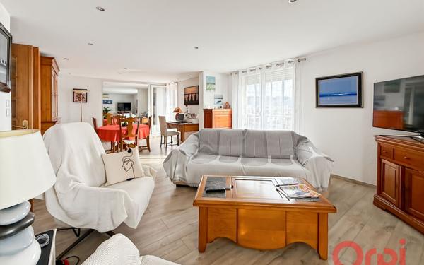 Appartement à vendre    3 pièces • 83,61 m2 La Seyne-sur-Mer