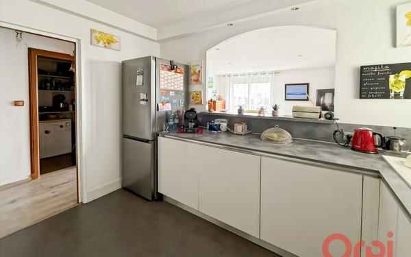 Appartement à vendre    3 pièces • 83,61 m2 La Seyne-sur-Mer
