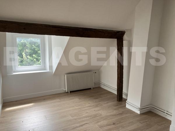 MAISON  AVEC JARDIN ET TERRASSE