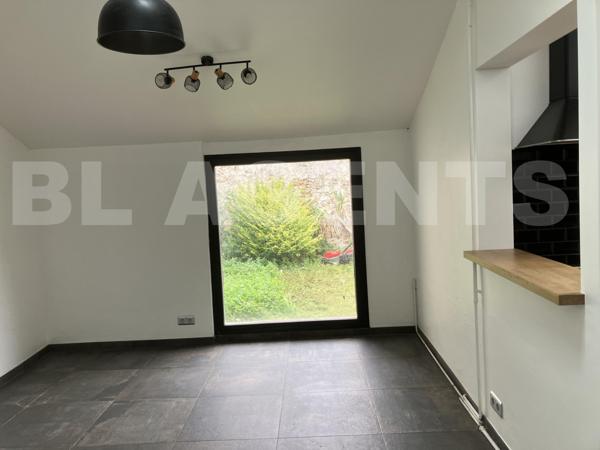 MAISON  AVEC JARDIN ET TERRASSE