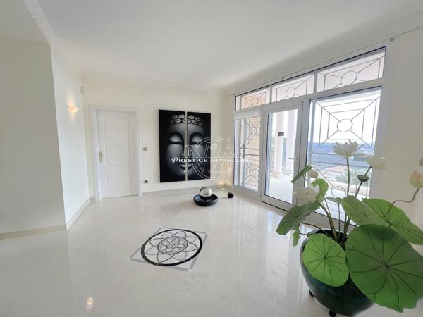 Roses – Sublime villa vue mer, appt indépendant, piscine, garage