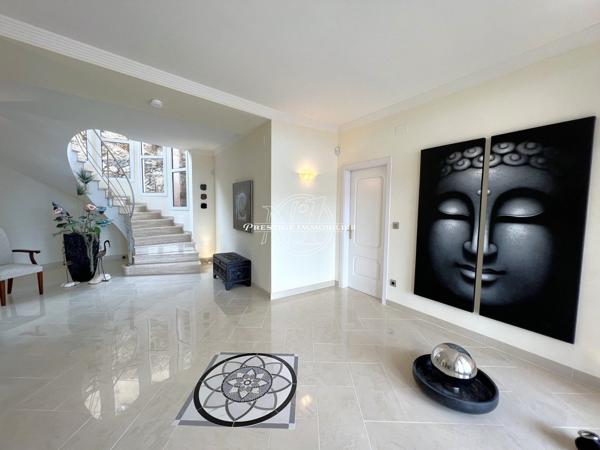 Roses – Sublime villa vue mer, appt indépendant, piscine, garage