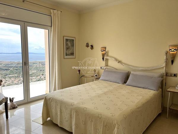 Roses – Sublime villa vue mer, appt indépendant, piscine, garage