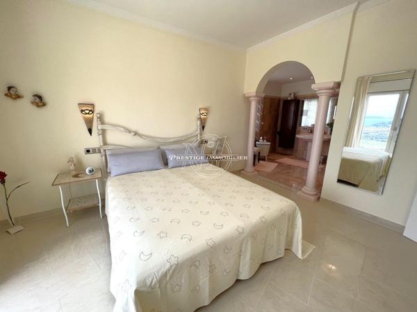 Roses – Sublime villa vue mer, appt indépendant, piscine, garage