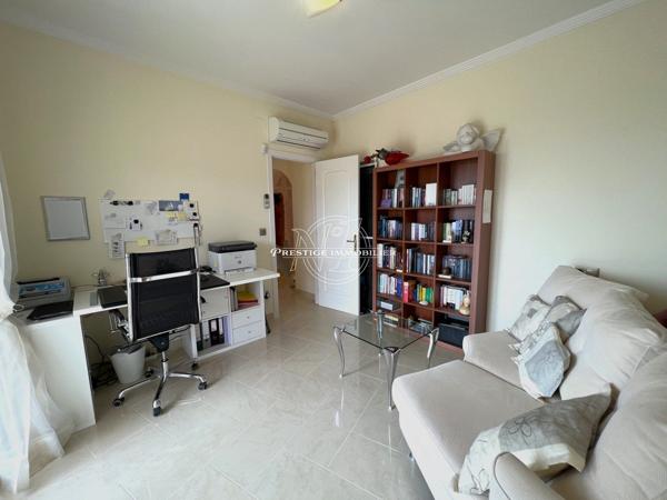 Roses – Sublime villa vue mer, appt indépendant, piscine, garage