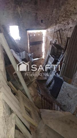 Grange à restaurer sur Auxy.