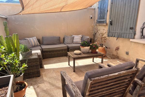 Saint Savournin - maison 4 pièces - 84 m2 - terrasse - jardin - vue panoramique