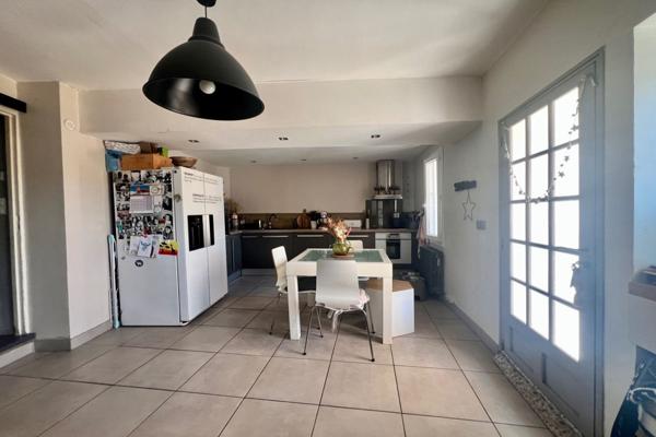 Saint Savournin - maison 4 pièces - 84 m2 - terrasse - jardin - vue panoramique