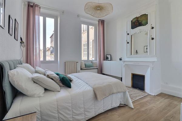 LOCATION APPARTEMENT MEUBLE RUE BRETEUIL - 13006 MARSEILLE - 3 PIECES 74.13M² - 2 CHAMBRES