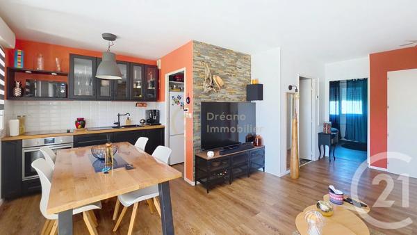 Appartement T3 à vendre  3 pièces - 60,04 m 2   ST MEEN LE GRAND  - 35
