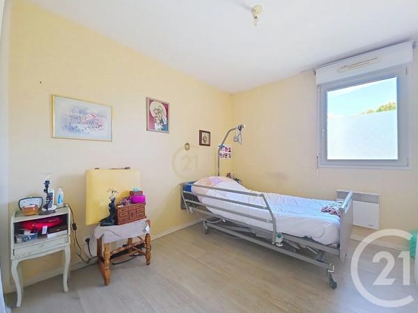 Appartement T3 à vendre  3 pièces - 60,04 m 2   ST MEEN LE GRAND  - 35
