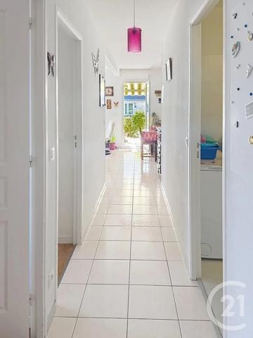 Appartement F3 à vendre  3 pièces - 73,46 m 2   SARZEAU  - 56