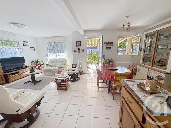 Appartement F3 à vendre  3 pièces - 73,46 m 2   SARZEAU  - 56