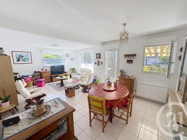 Appartement F3 à vendre  3 pièces - 73,46 m 2   SARZEAU  - 56