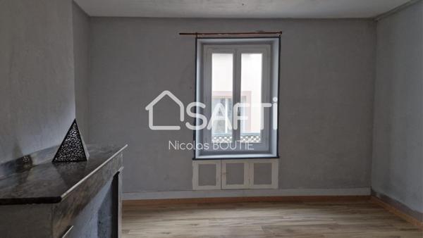 Maison de ville avec 2 entrées (2 logements possibles)