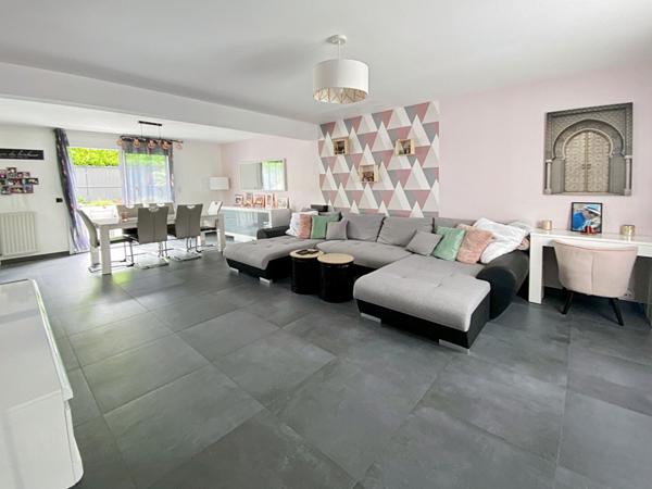 EXCLUSIVITE Maison VAUREAL 6 pièces 130 m² avec jardin.