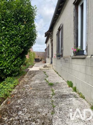 Maison à vendre 4 pièces 202,78 m² Framerville-Rainecourt