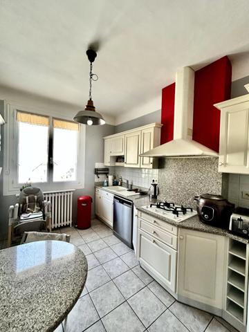 Immobilier Tarbes (65000) – Maison de ville 180m2 – 185 000 €