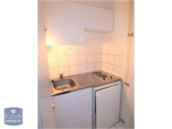 Appartement à louer 1 pièce 21.6m² Clermont-Ferrand (63000)