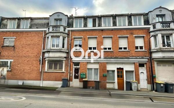 Immeuble à vendre    10 pièces • 187,28 m2 Faches-Thumesnil