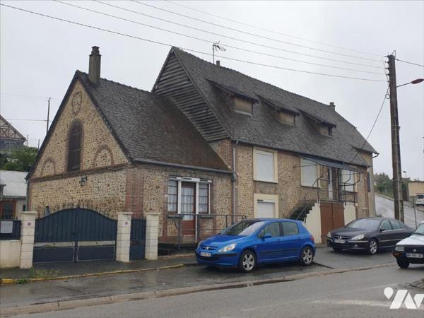 AUBE - Immeuble de 3 appartements